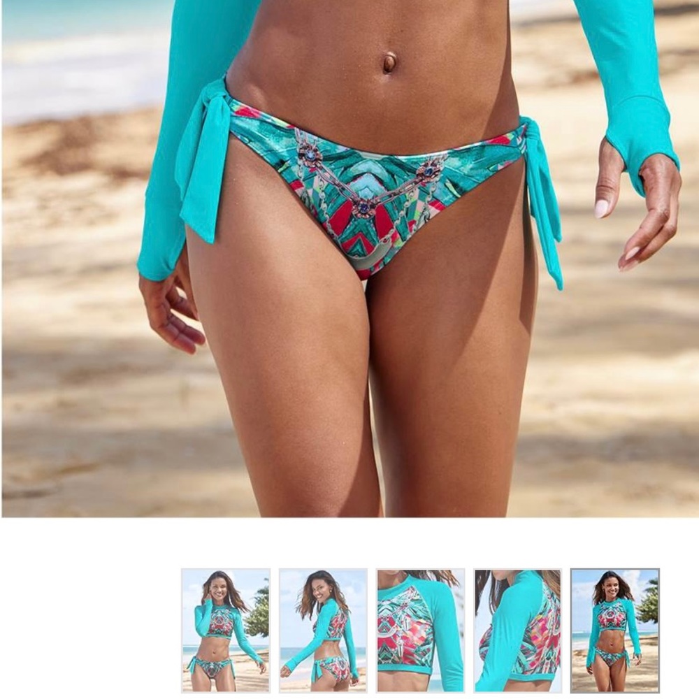 Lon sleeve crop top. Designed with UPF 50 fabric to protect you from sun rays.